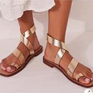 NWOB Free People Collection Romeo Square Toe Leather Wrap Sandal in Platino 36
